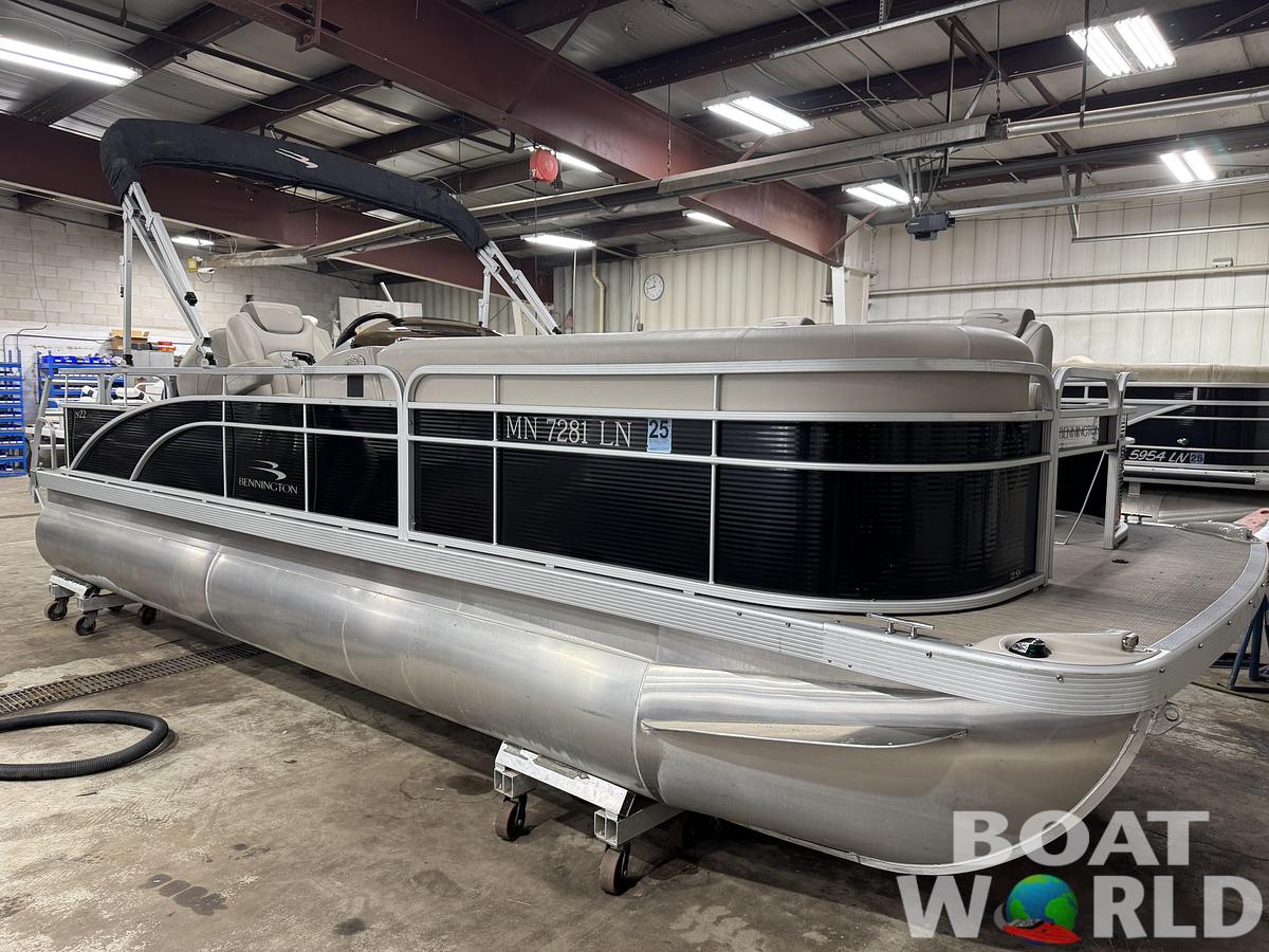 Used 2017 Bennington  22 SS Pontoon with 90HP Yamaha Fourstroke EFI