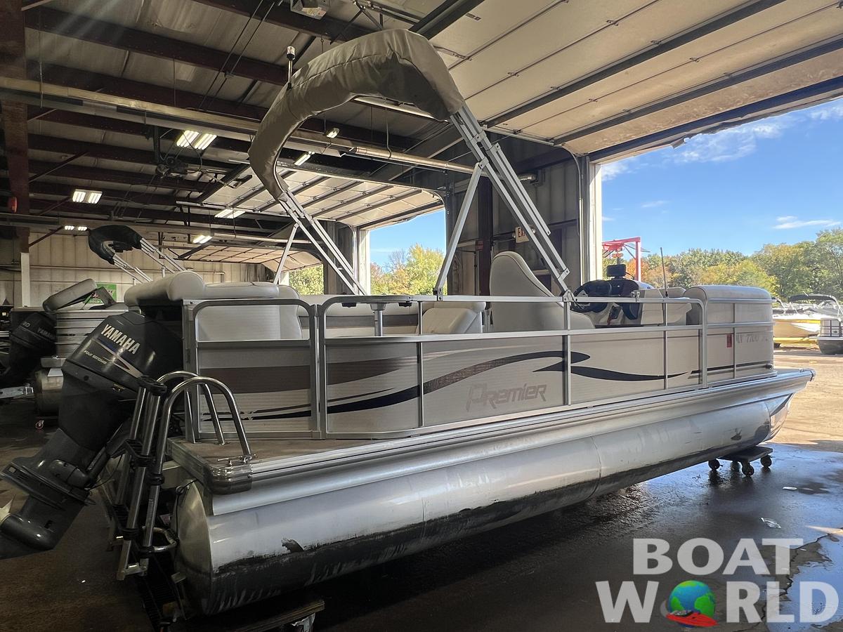 Used 2005 Premier 210 SunSation & 50HP Yamaha 4Stroke -$14,995
