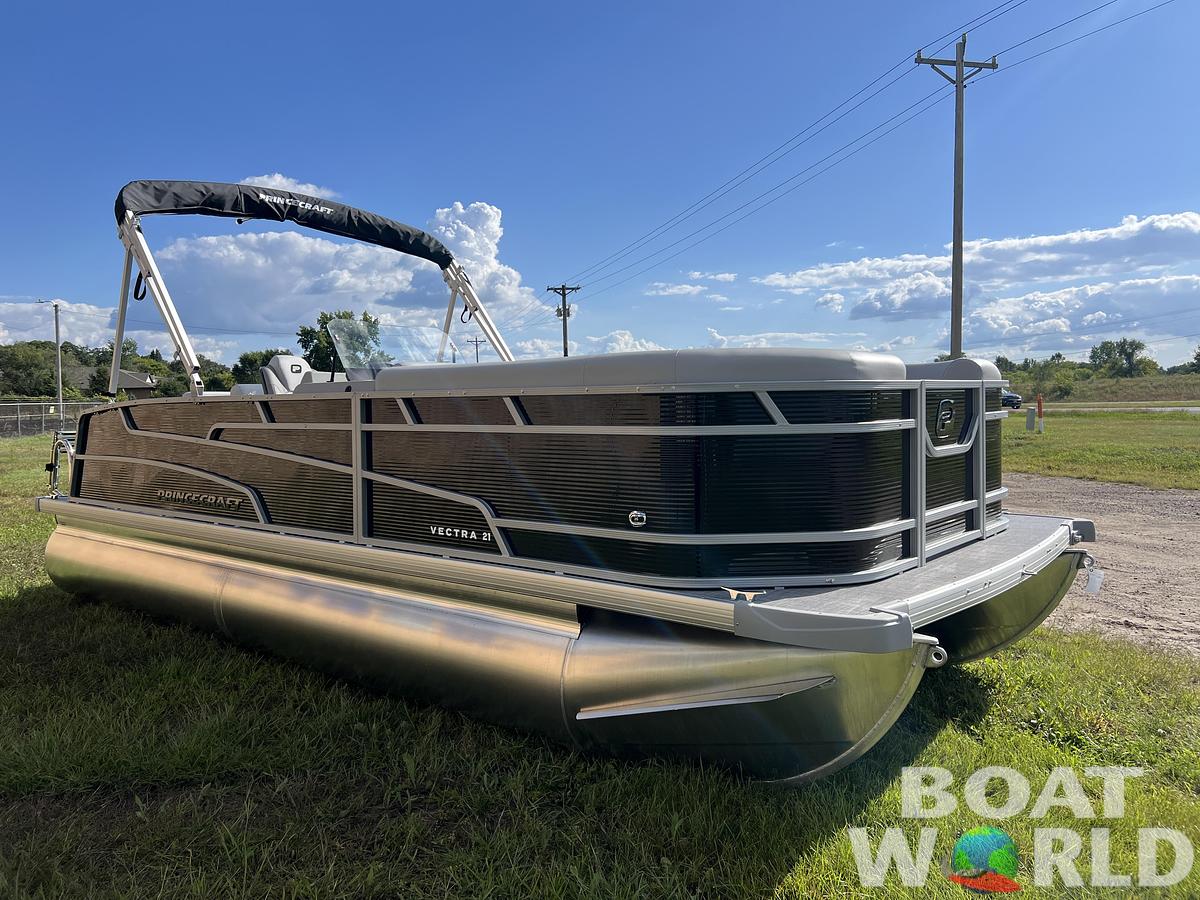 2026 Princecraft Vectra 21 Cruise Lounge Pontoon & Mercury 4-Stroke EFI