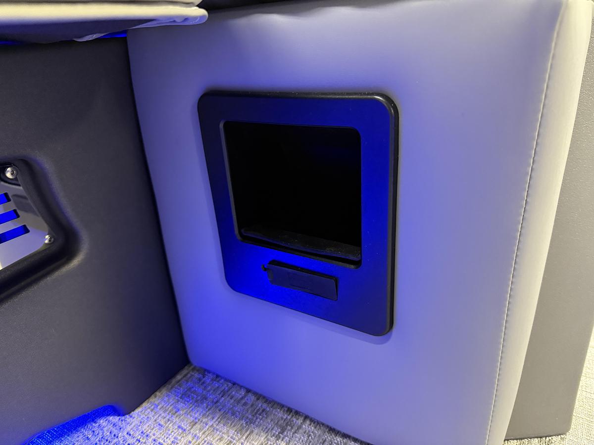 2025 Tahoe Pontoons Cascade 2385 Elite Tritoon & Honda 225HP 4-Stroke EFI