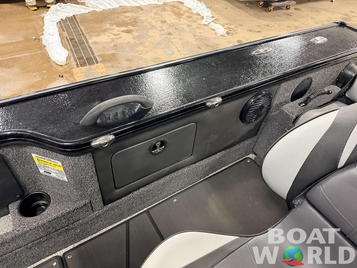 Used 2022 Lund 1875 Pro-V &  200HP Mercury ProXS - $49,995