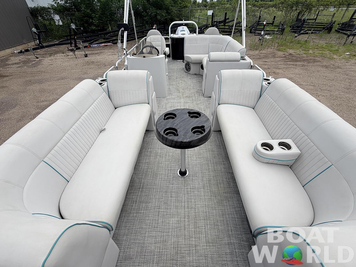 Used 2019 Qwest 822 LS Tritoon & 150HP Honda 4Stroke -$29,995