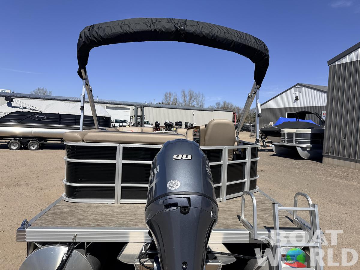 Used 2023 Bennington 20 SX Cruise & 90HP Yamaha 4Stroke - $31,995