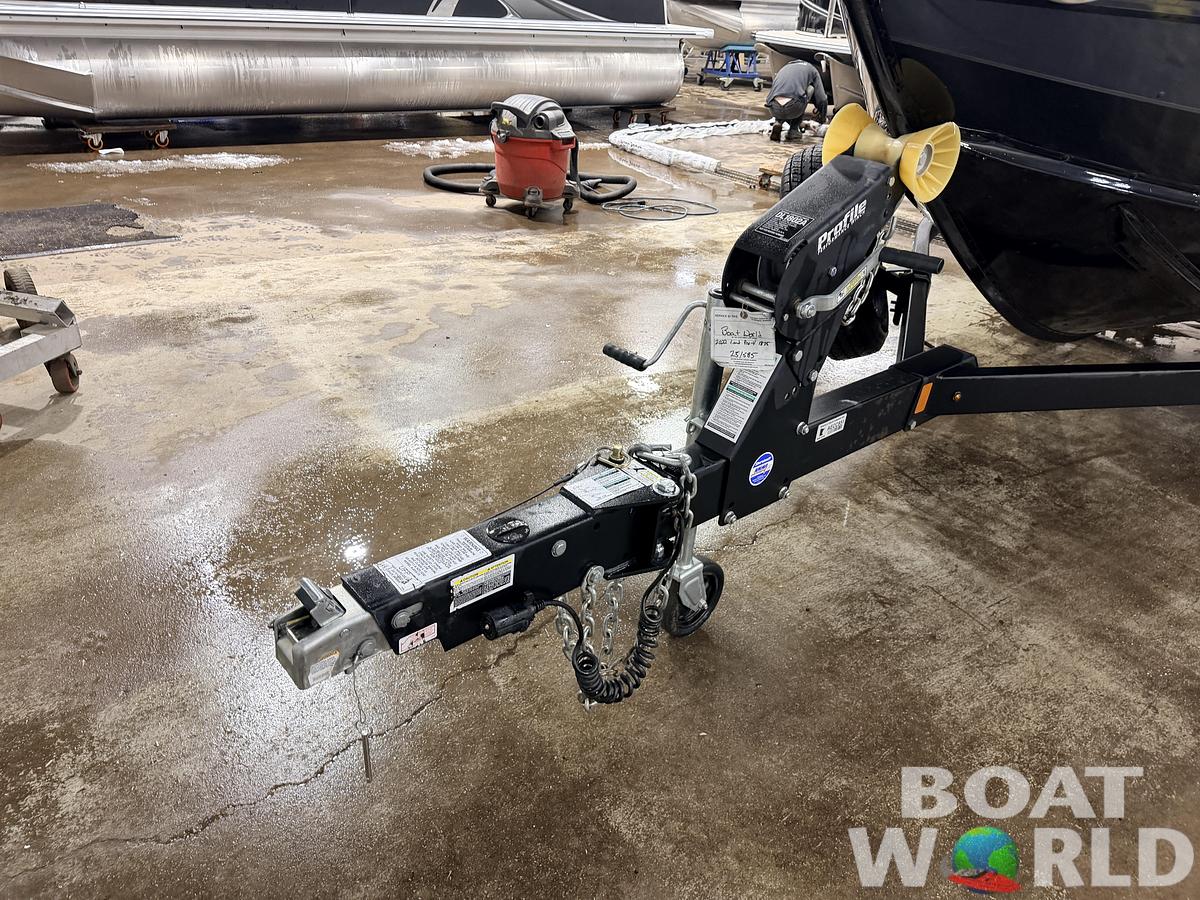 Used 2022 Lund 1875 Pro-V &  200HP Mercury ProXS - $49,995