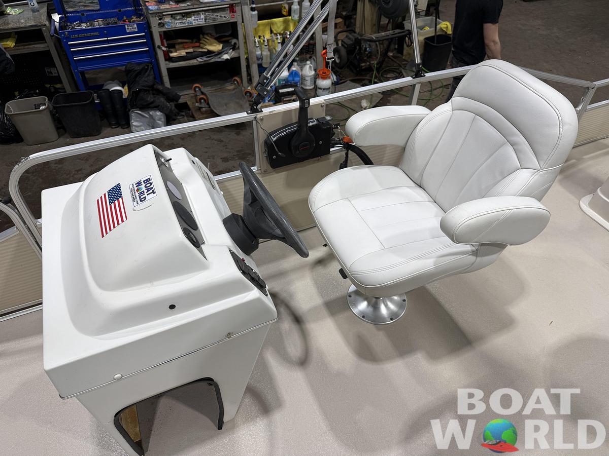 Used 2008 Weeres 18' Quad Fish