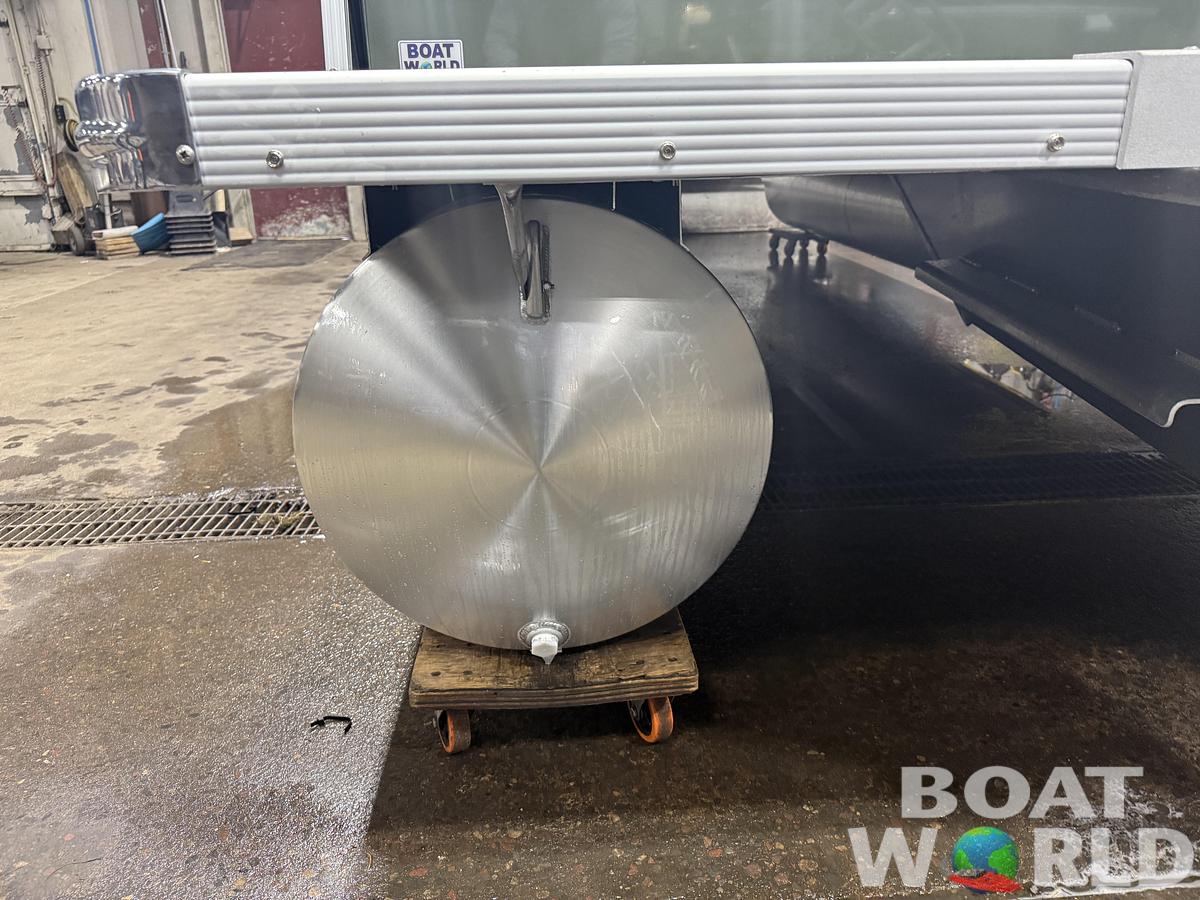 2026 Tahoe Pontoons LTZ 2385 Swingback (VRL) 