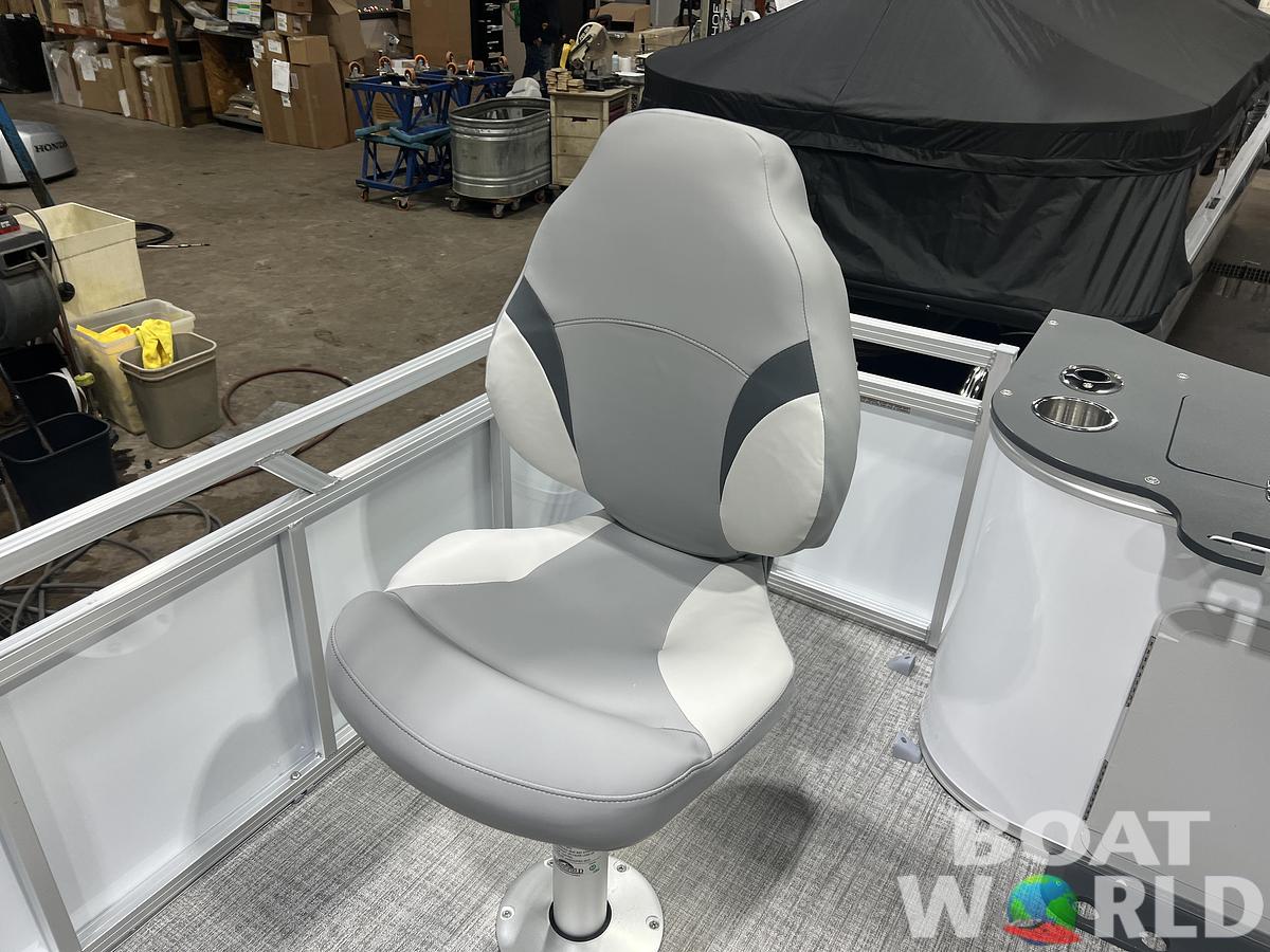 2026 Tahoe Pontoons Sport 2185 Rear Fish 