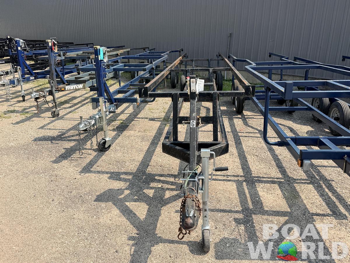 Used USED PONTOON TRAILERS