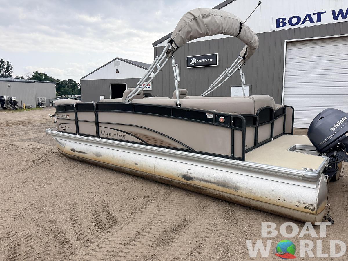 Used 2012 Premier 225 Solaris & 50HP Yamaha 4Stroke -$19,995