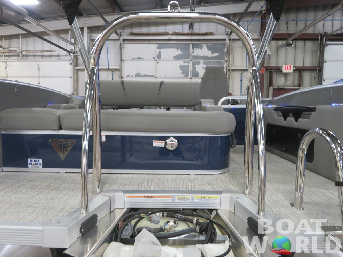 2024 Tahoe Pontoons Cascade 2385 Swingback (VRB) & Honda 4-Stroke EFI