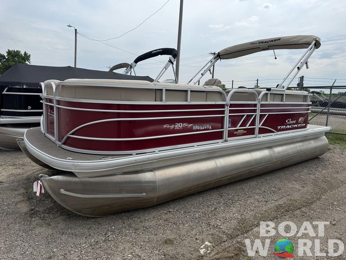 Used 2023 Sun Tracker Party Barge® 20 DLX
