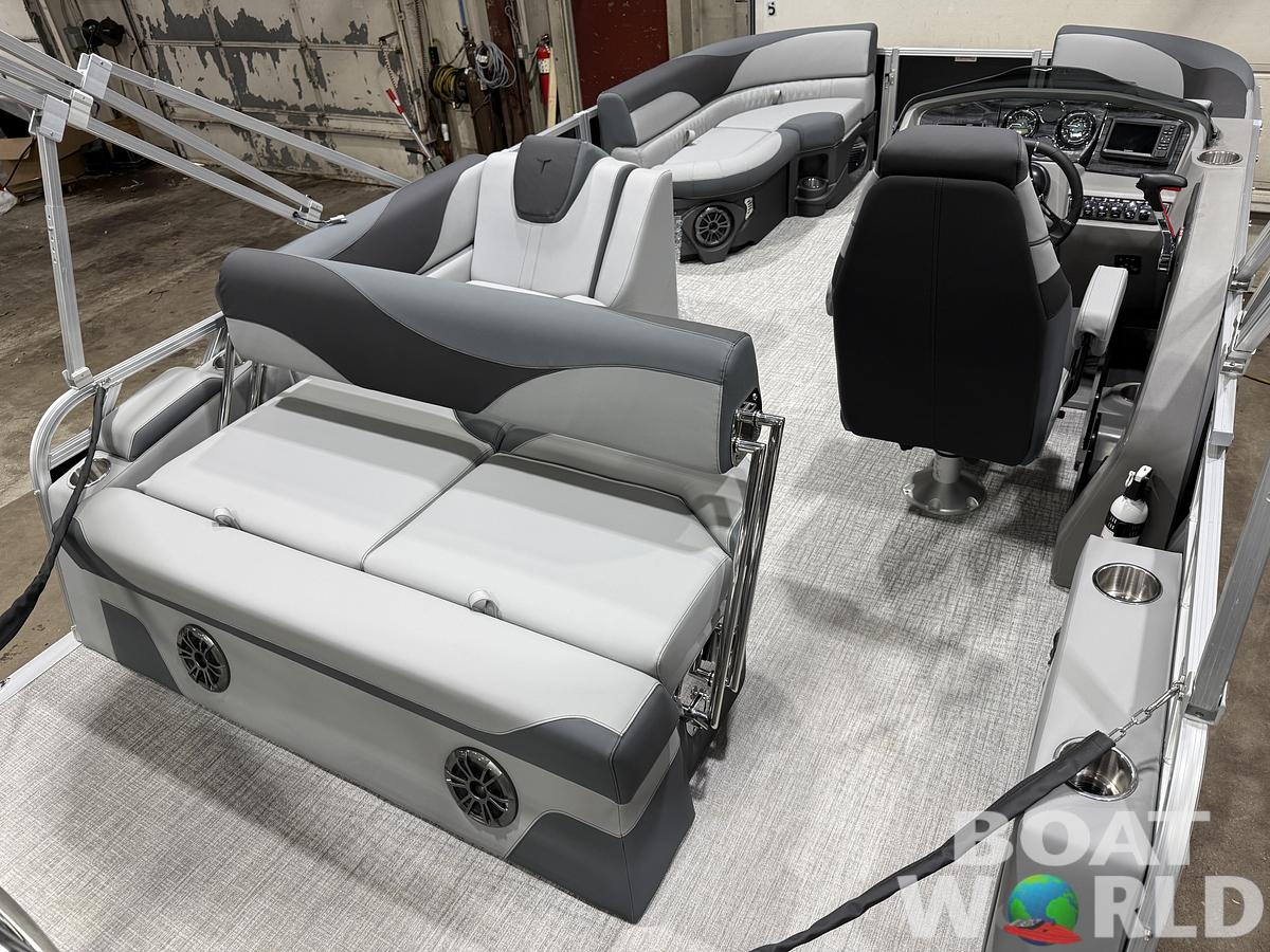 2026 Tahoe Pontoons LTZ 1985 Cruise Rear Bench (CRB) 