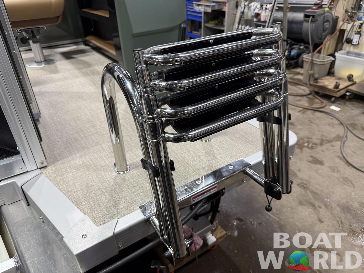 2026 Tahoe Pontoons GEOfish 2385 Rear Fish