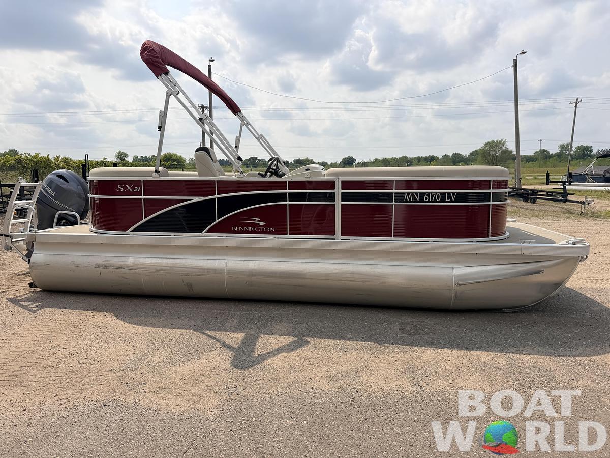 Used 2019 Bennington 21 SX Quad Lounge & Yamaha 90HP 4Stroke -$29,995