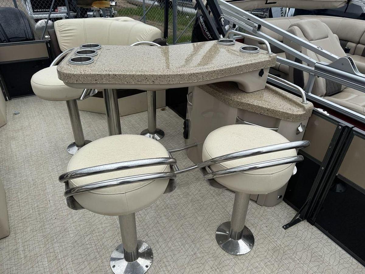 Used 2018 Misty Harbor Boats Skye SR S-2385SE Pontoon