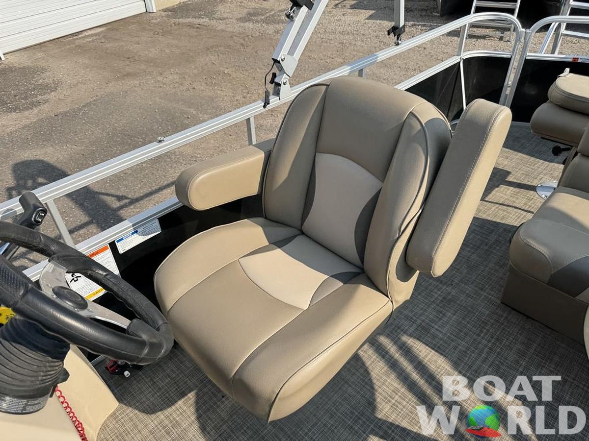 Used 2016 SunCatcher V322 RF Tritoon Pontoon