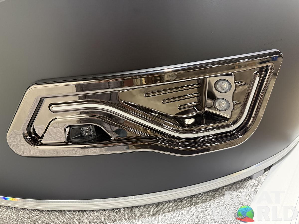 2026 Tahoe Pontoons LTZ 1985 Cruise Rear Bench (CRB) 