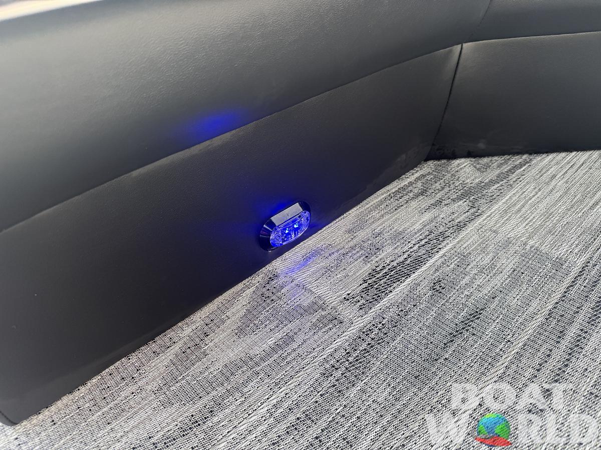 2026 Montego Bay 8522 Swingback Deluxe Pontoon 