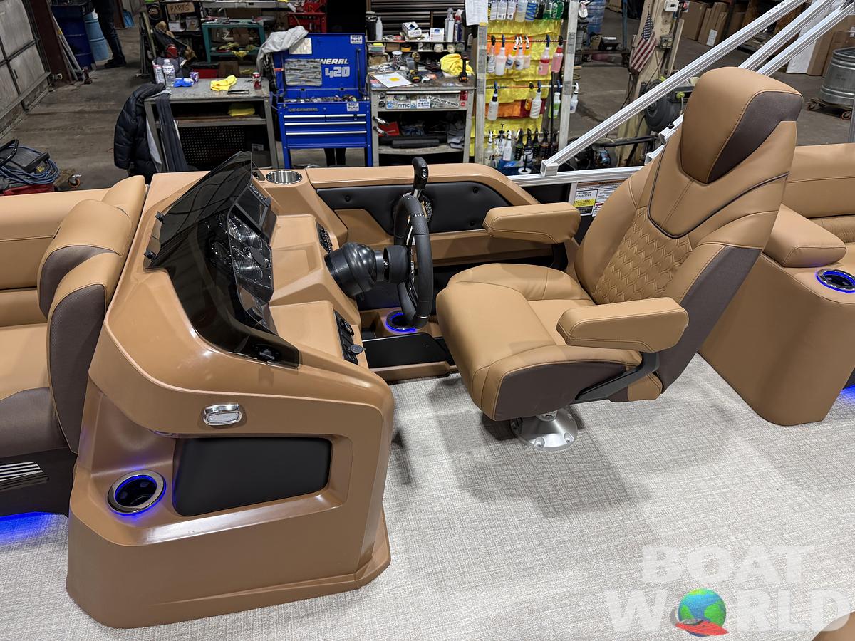 2026 Tahoe Pontoons LTZ 2385 Elite Cruise Tritoon 