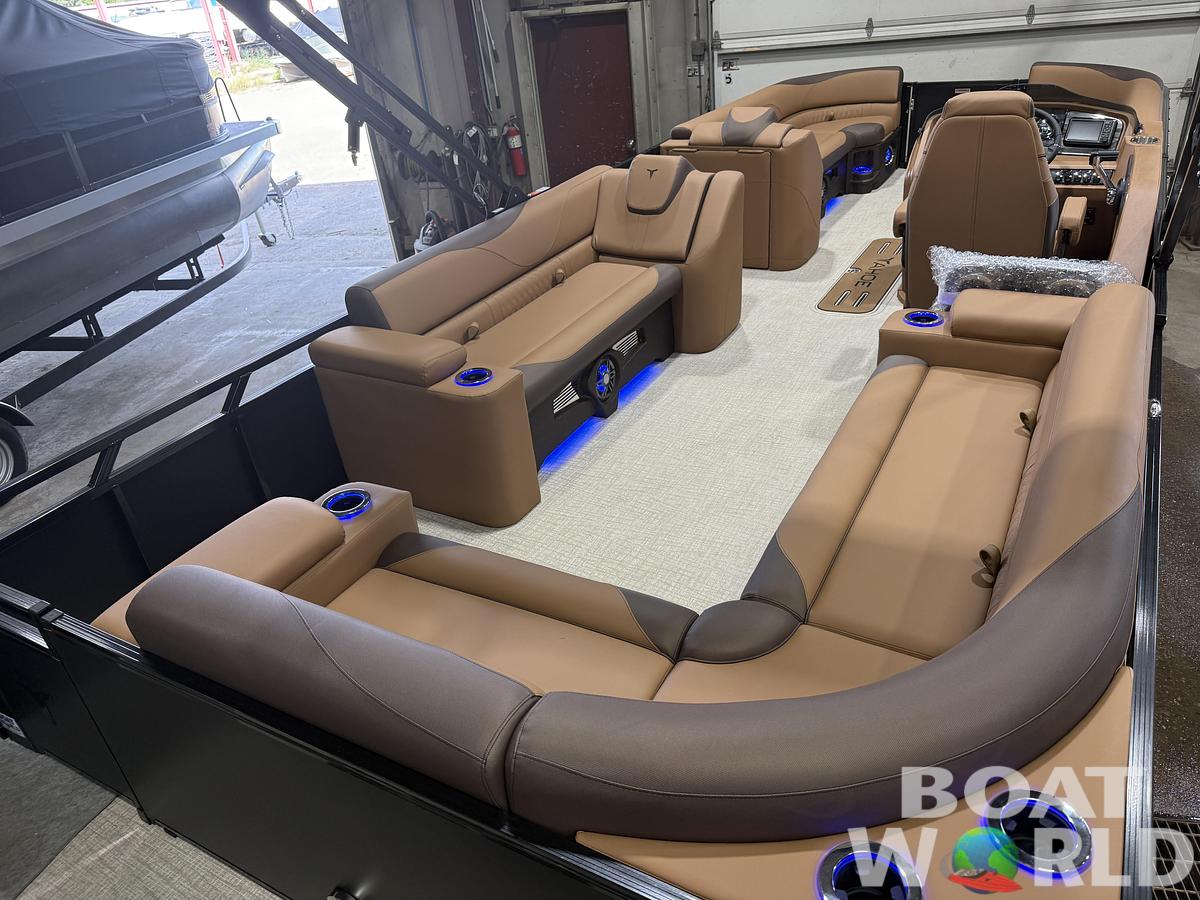2027 Tahoe LTZ 2585 Elite Cruise Tritoon 300HP $69995