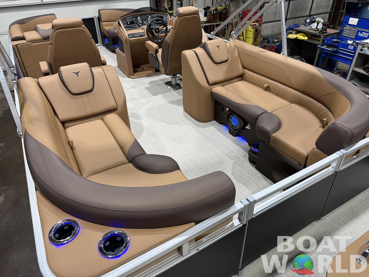 2026 Tahoe Pontoons LTZ 2385 Quad Lounge Tritoon