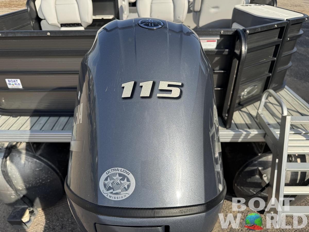 Used 2017 Crest  200 Pontoon with 115HP Yamaha Fourstroke EFI