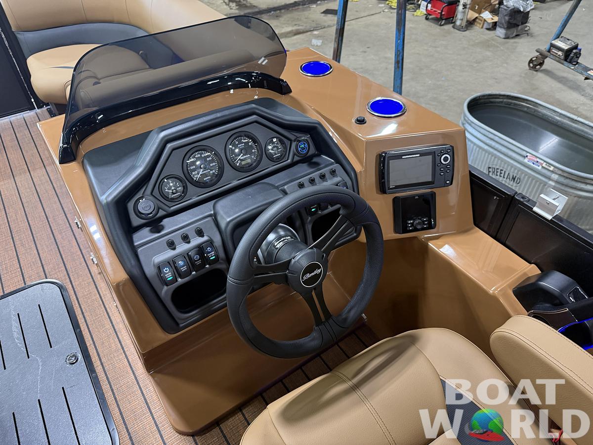 2027 Bentley Legacy 223 QSB Swingback Tritoon $54995