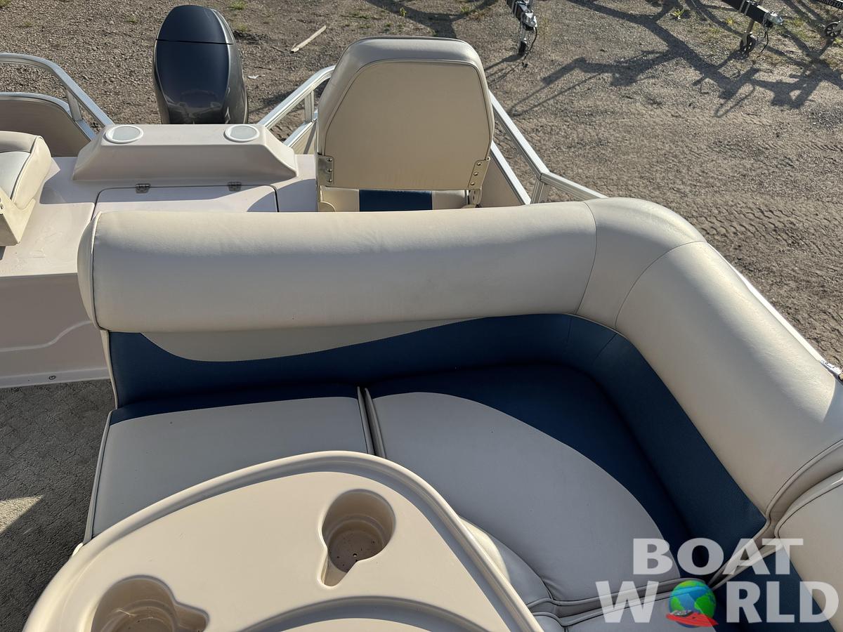 Used 2009 Weeres Family Fish Deluxe 220 Pontoon