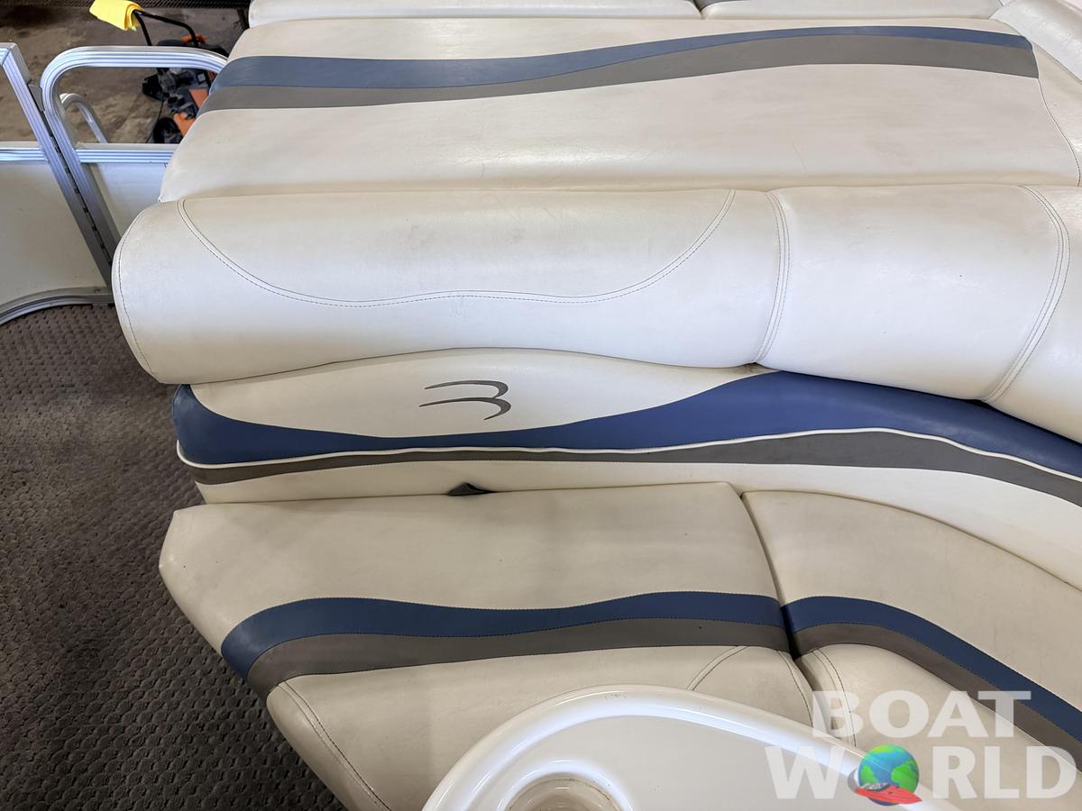 Used 2005 Bennington 2275 RL & 75HP Yamaha 4Stroke - $15,995