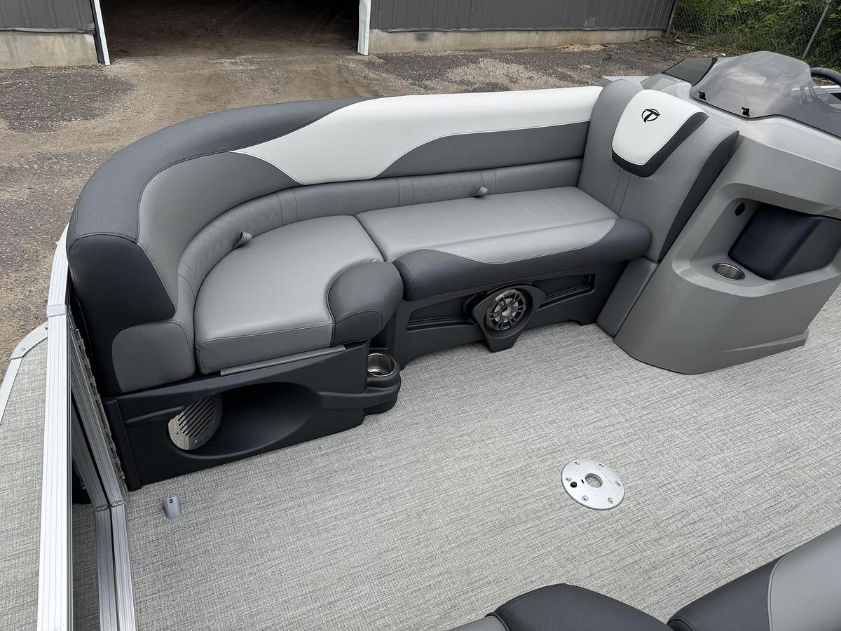 Used 2023 Tahoe Pontoons LTZ 2385 Elite Cruise & Honda 115HP 4-Stroke EFI