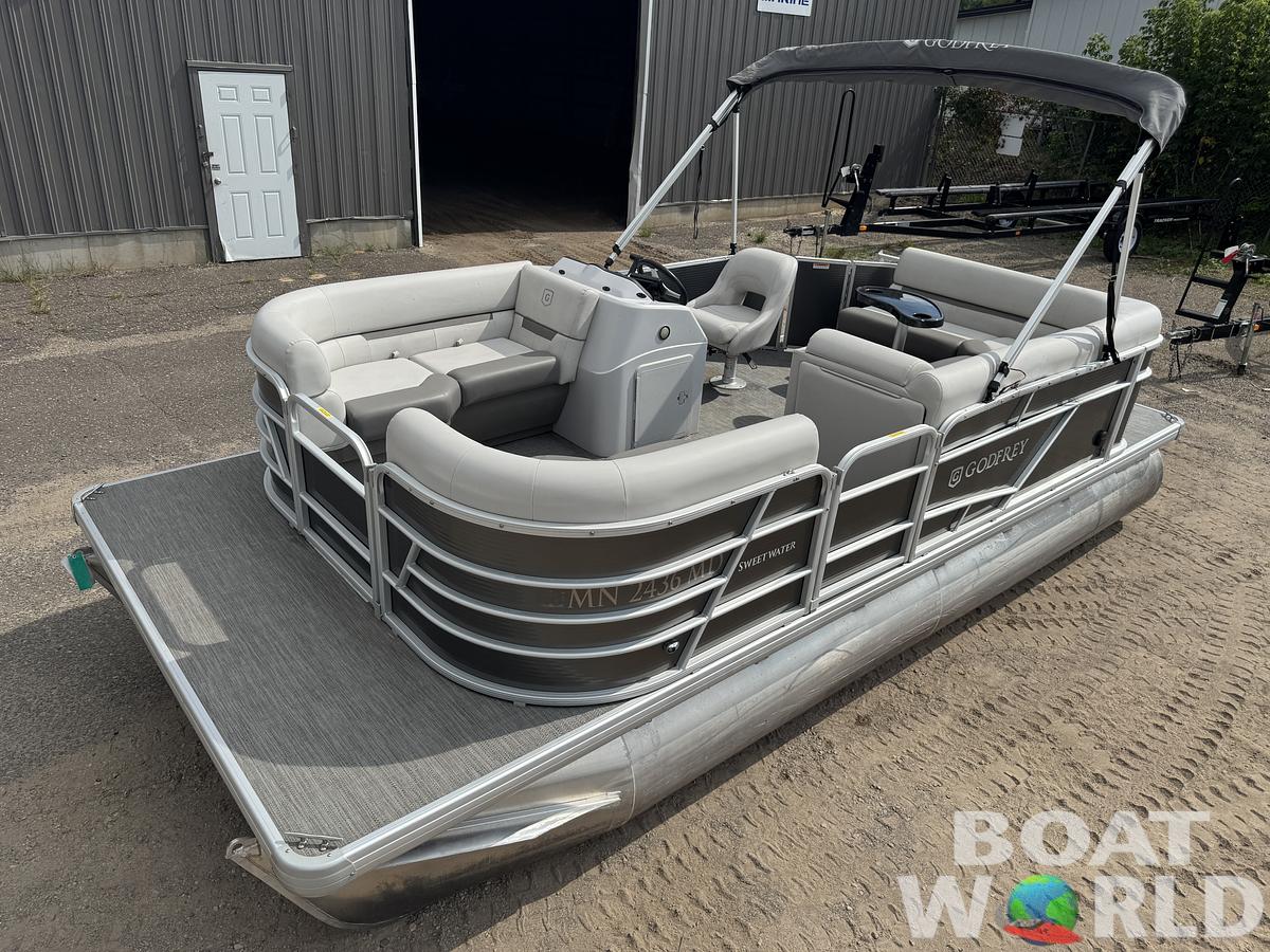 Used 2021 Sweetwater 1880 Pontoon