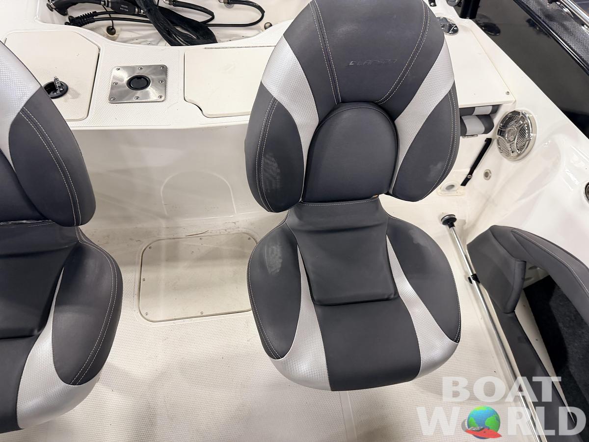 Used 2016 Larson FX 1850 DC Fiberglass Fishing Boat