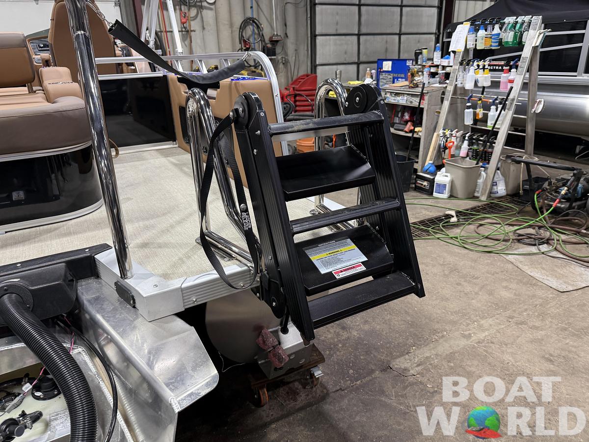 2026 Tahoe LTZ VRB Swingback Tritoon & Honda $51995