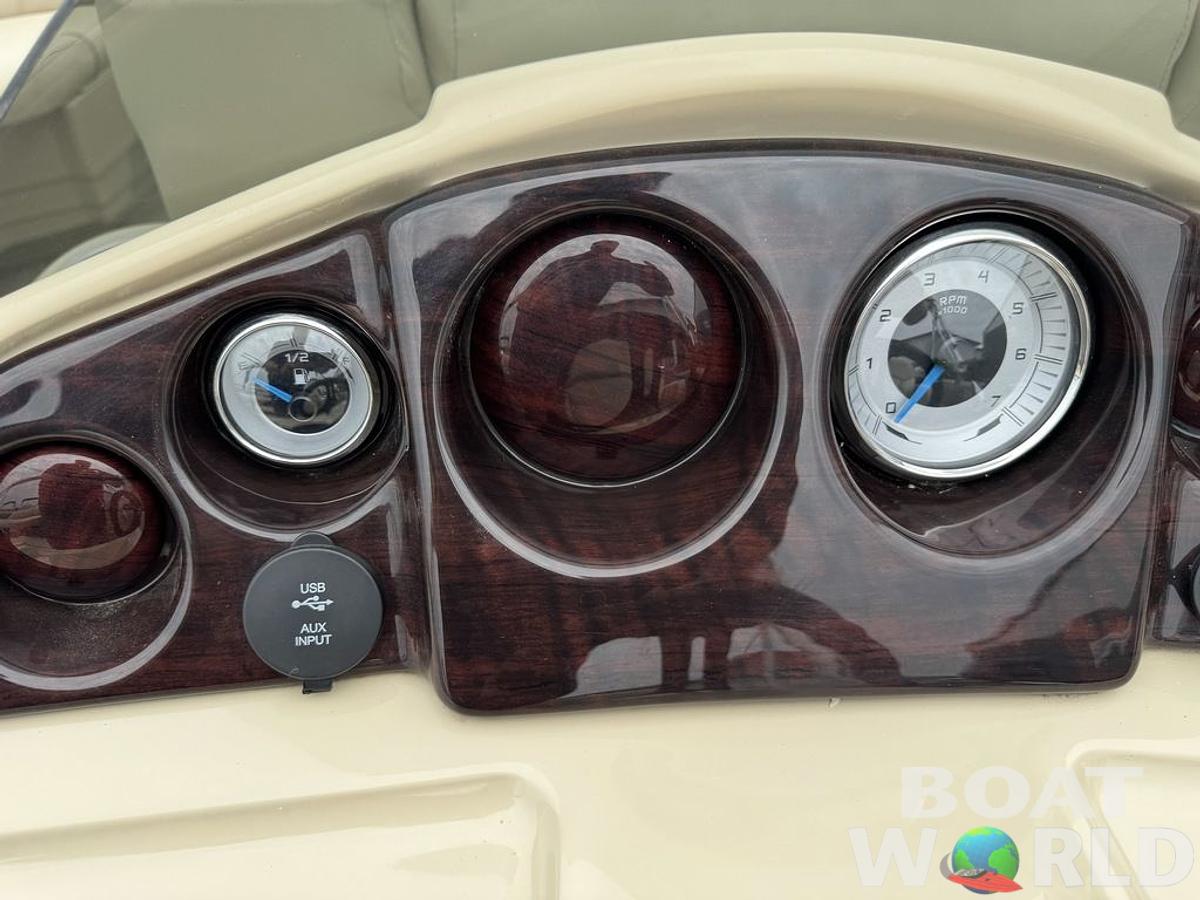 Used 2017 Sylvan 820 Cruise-n-Fish Pontoon