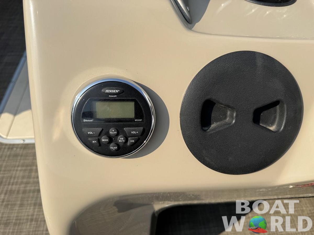 Used 2016 SunCatcher V322 RF Tritoon Pontoon