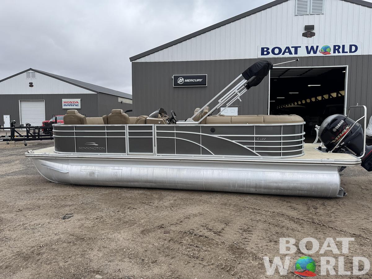 Used 2016 Bennington 2250 GSR Pontoon