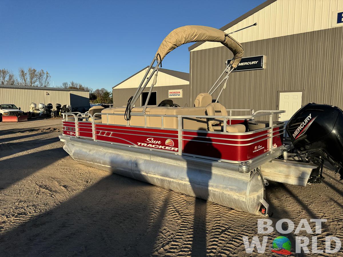 Used 2020 Sun Tracker Fishin Barge 20 DLX Pontoon