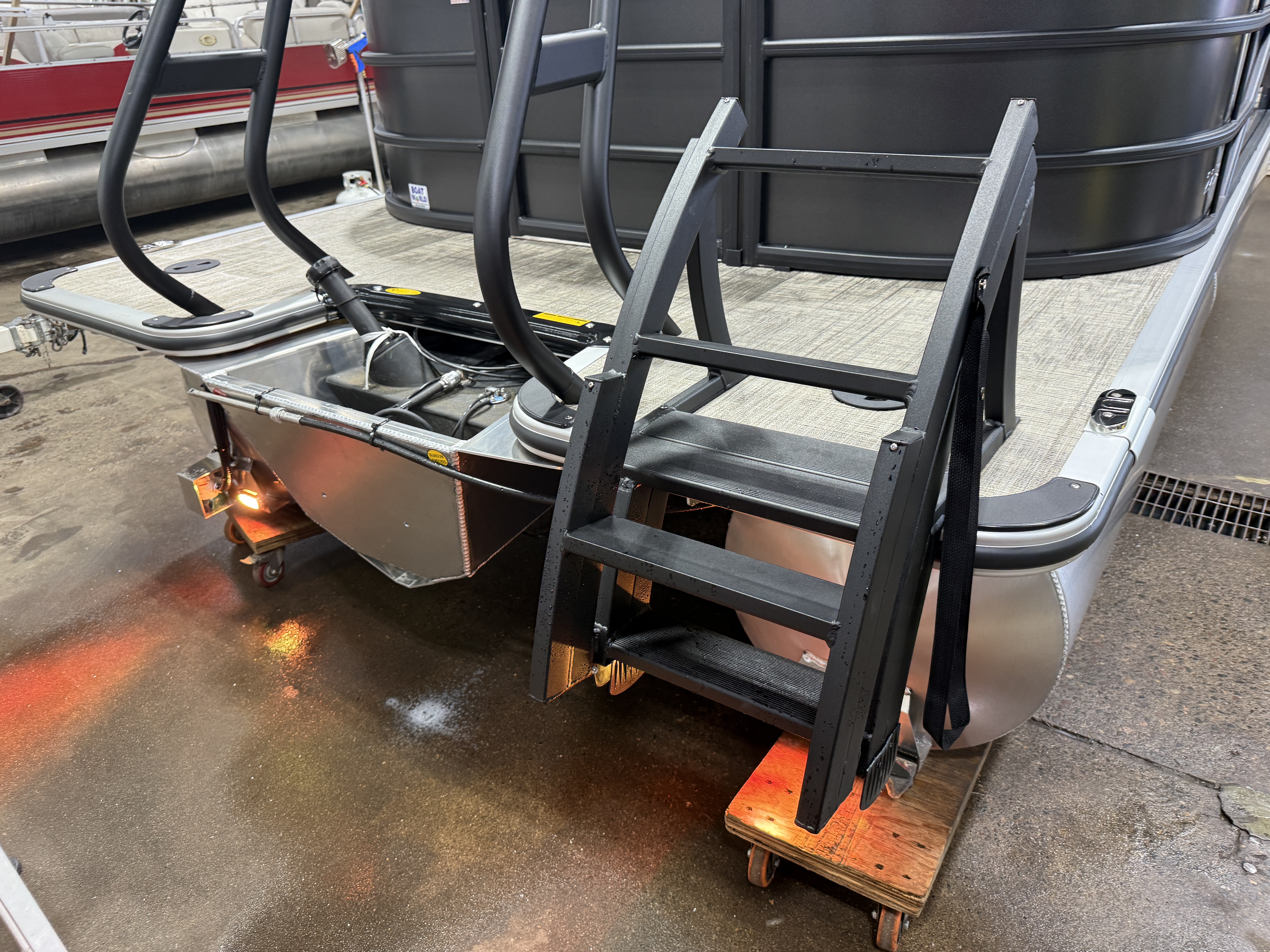 2027 Bentley Legacy 220 Navigator Quad Lounge Pontoon $42995