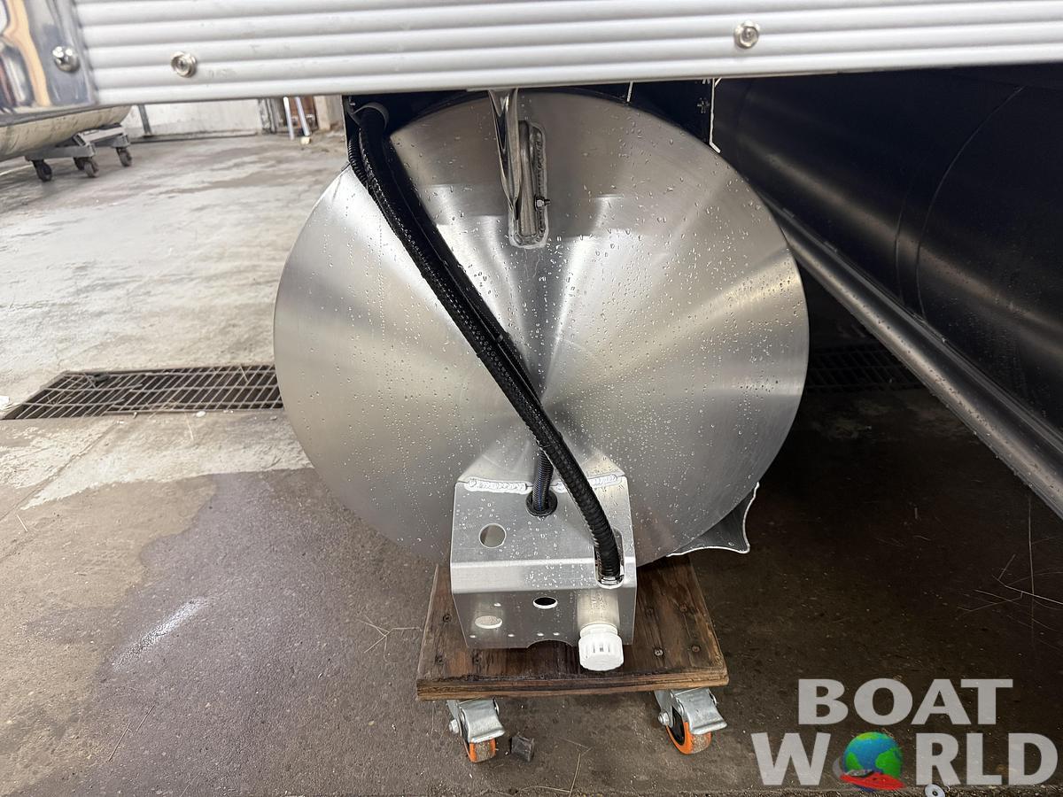 2026 Tahoe Pontoons Sport 2385 Rear Fish Tritoon 