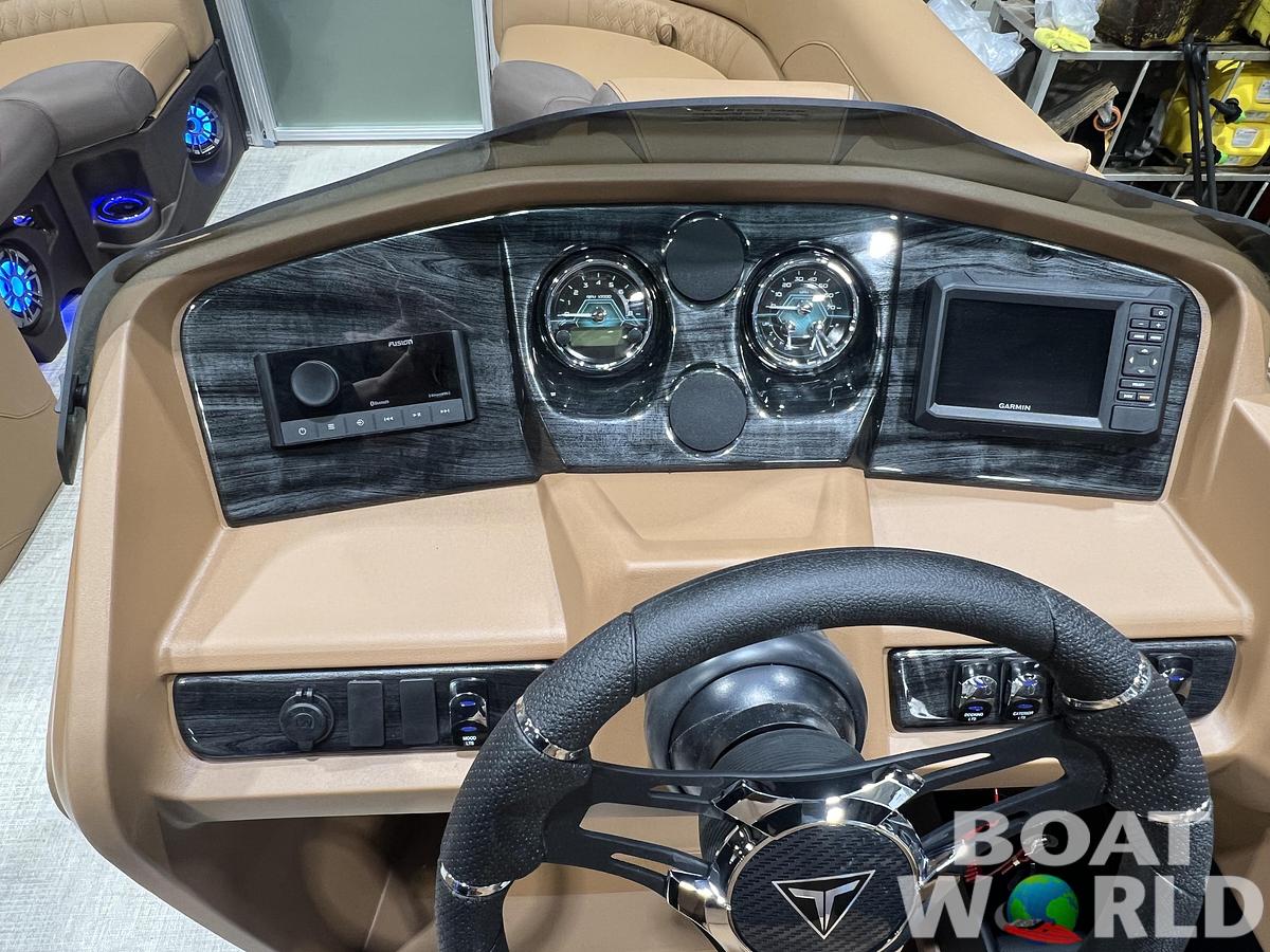 2026 Tahoe Pontoons LTZ 2385 Swingback (VRB) Tritoon