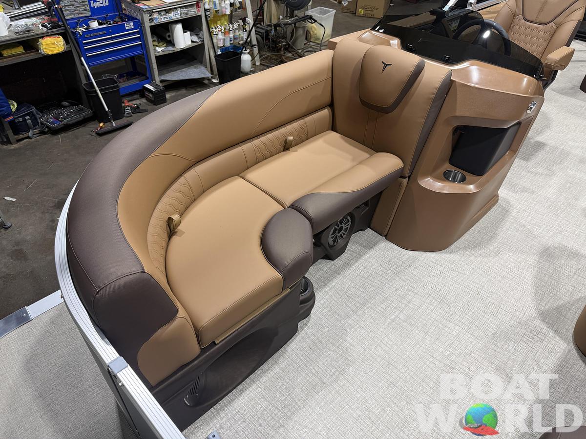 2026 Tahoe Pontoons LTZ 2185 Cruise Rear Bench (CRB) 