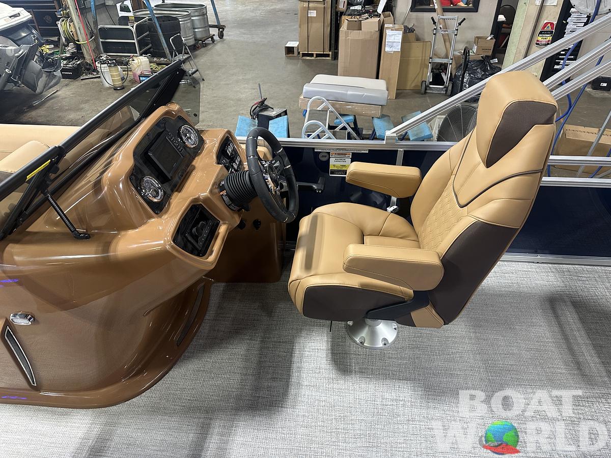 2025 Tahoe Pontoons LTZ 2385 Swingback (VRB) Windshield Tritoon & Honda 4-Stroke EFI