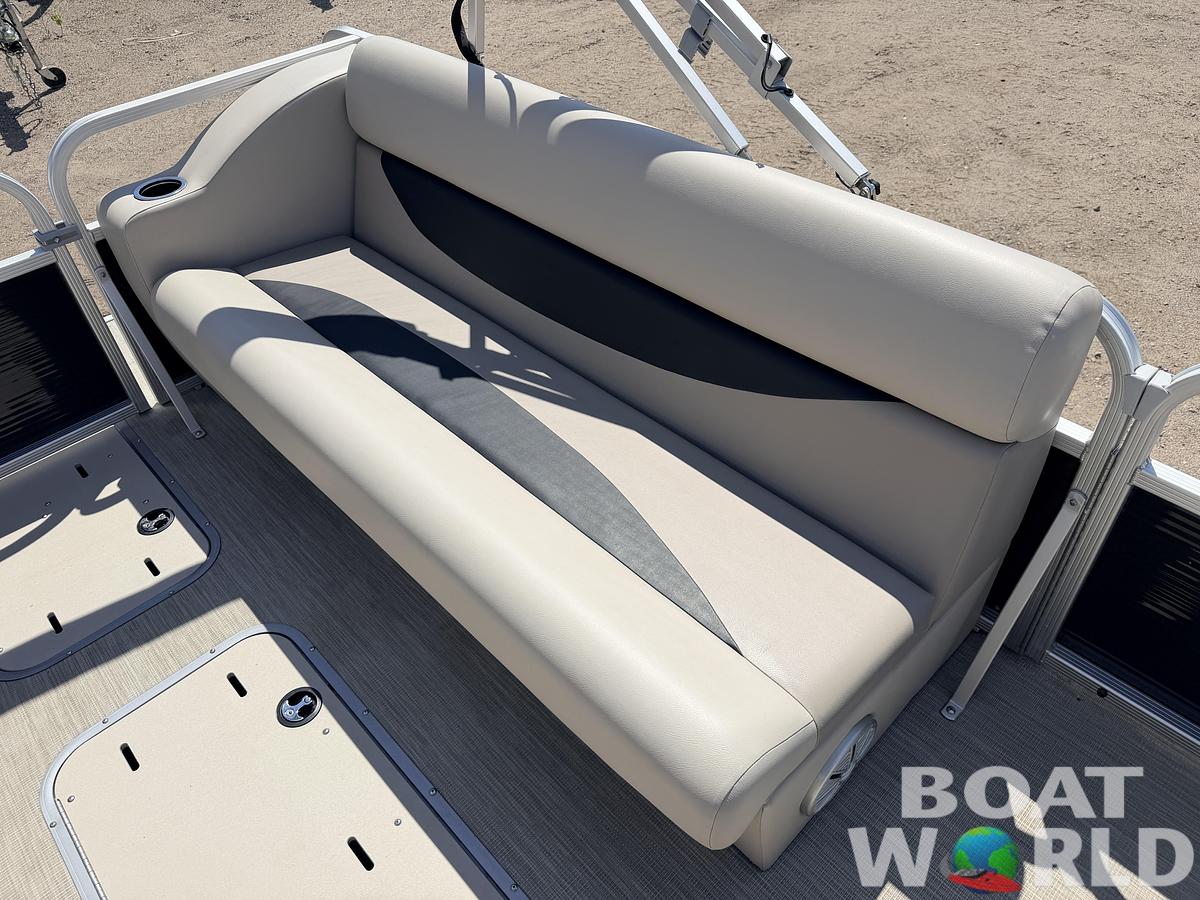 Used 2020 Princecraft Brio E 17 Pontoon & Torqueedo Electric Outboard - $19,995