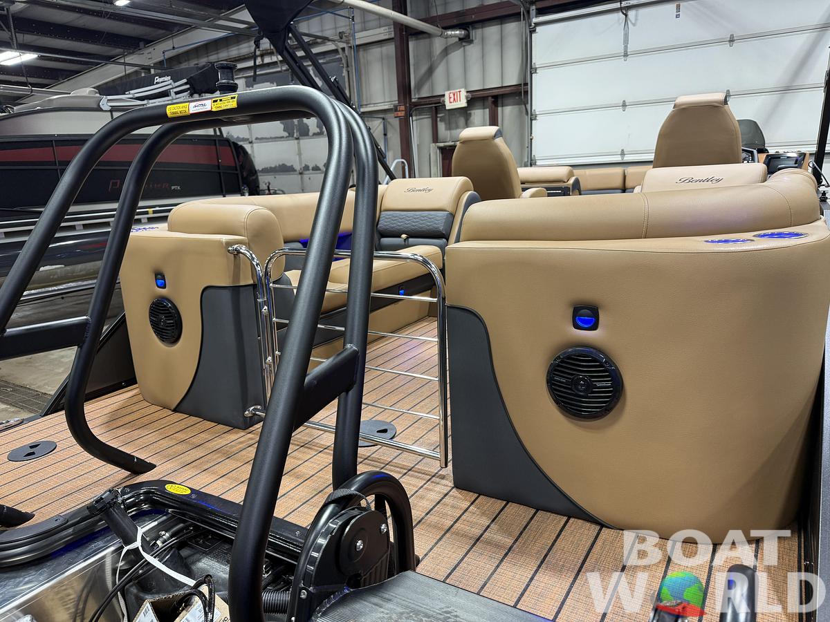 2026 Bentley Elite 223 Admiral Quad Lounge Tritoon $63995