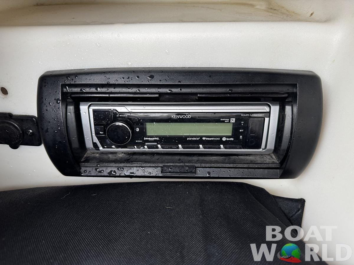 Used 2004 Maxum 1800 SR3 Runabout