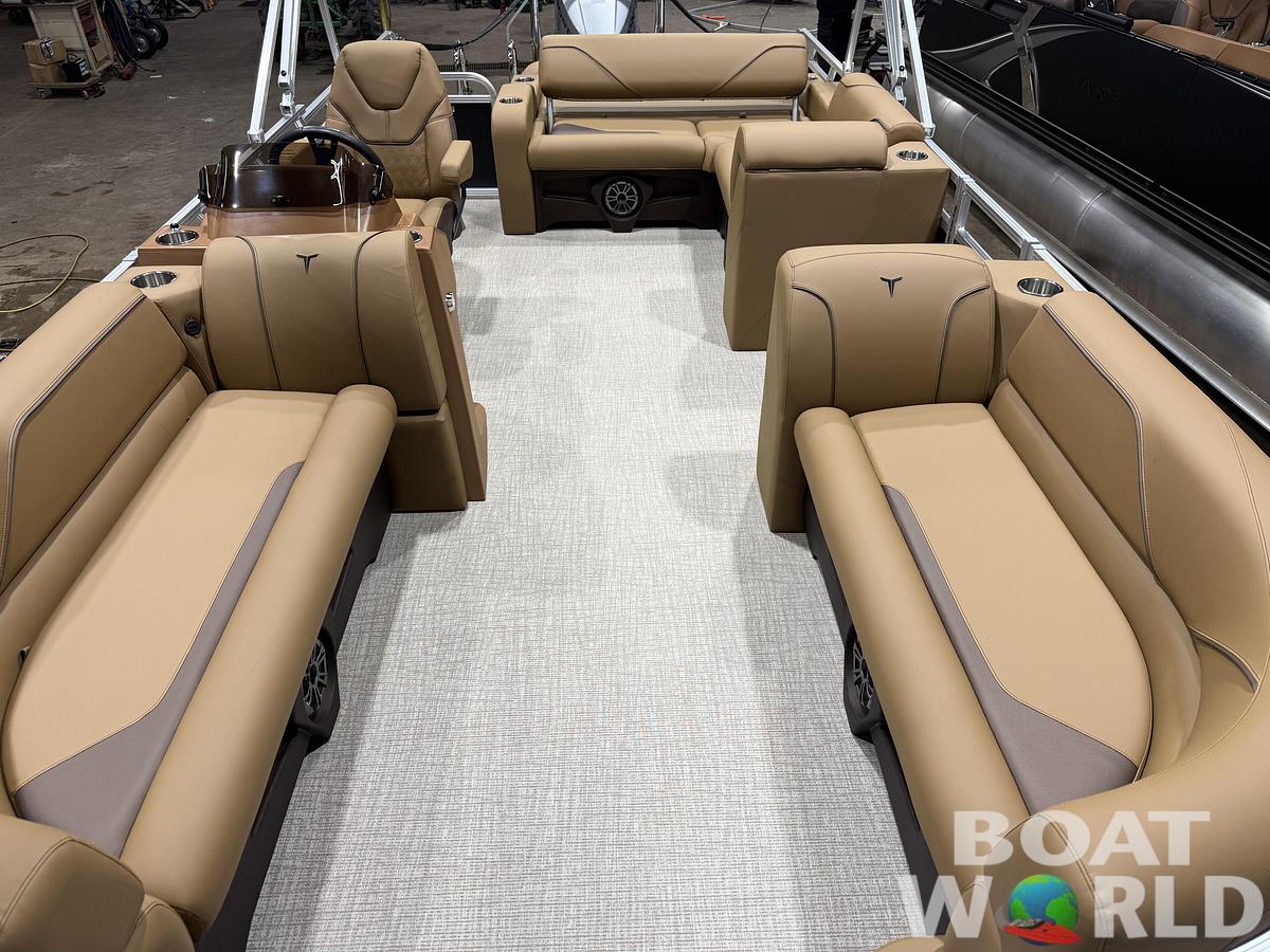 2027 Tahoe Sport VRB 2385 Swingback & 140HP $41995