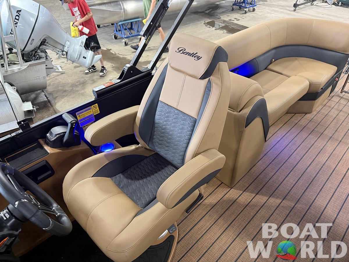 2027 Bentley 350HP Elite 253 Admiral Quad Lounge Tritoon $89995