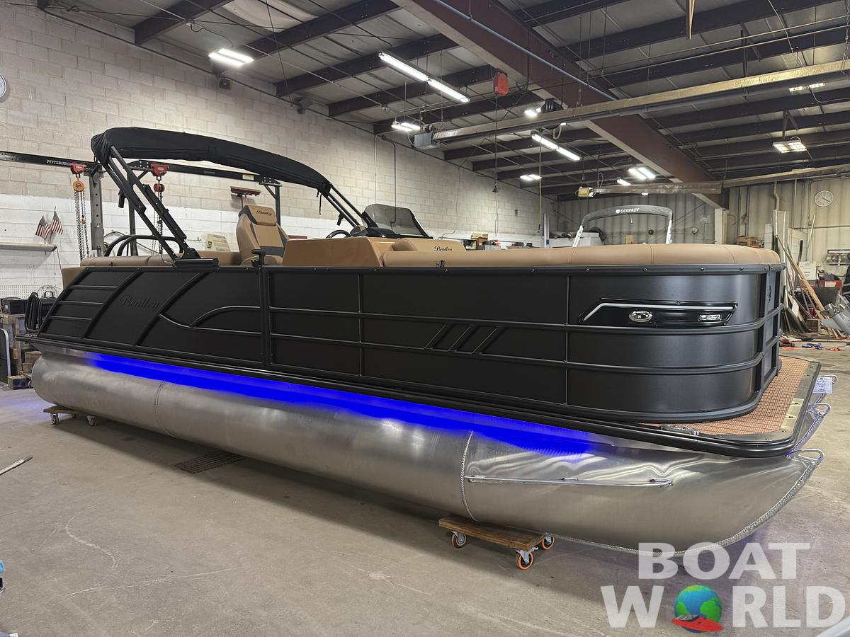 2026 Bentley Pontoons Elite 223 Admiral Quad Lounge Tritoon