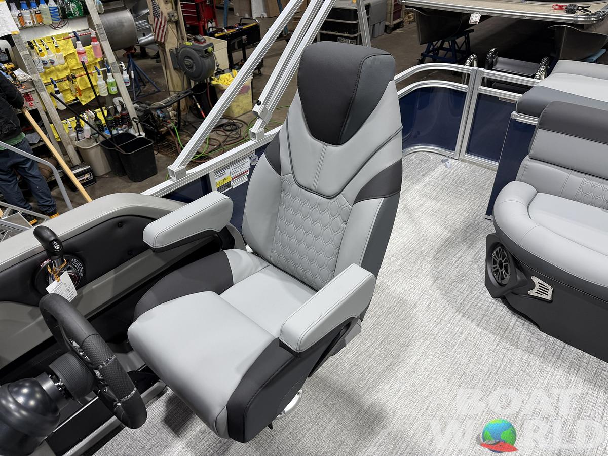 2026 Tahoe Pontoons LTZ 2185 Cruise Pontoon 