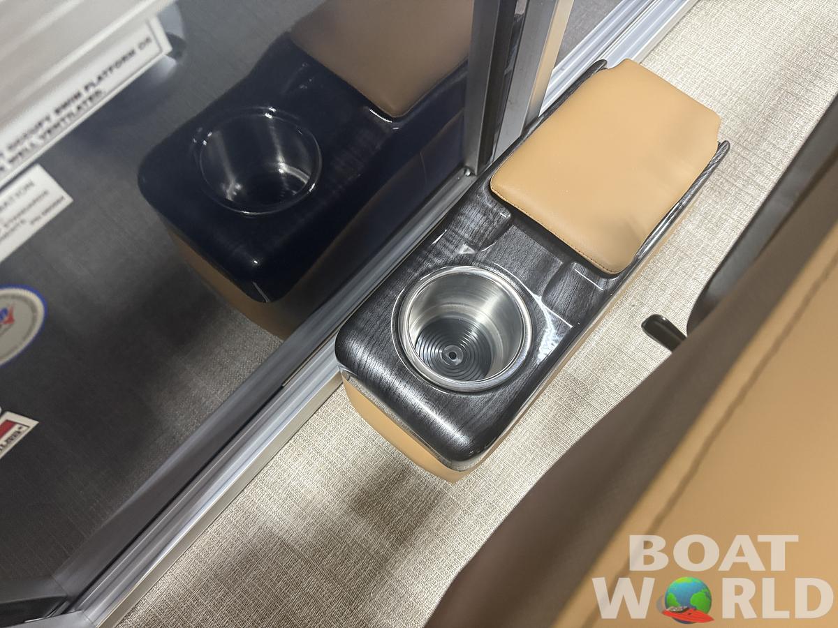 2026 Tahoe Pontoons Sport 2385 Swingback (VRB) & Honda 4-Stroke EFI